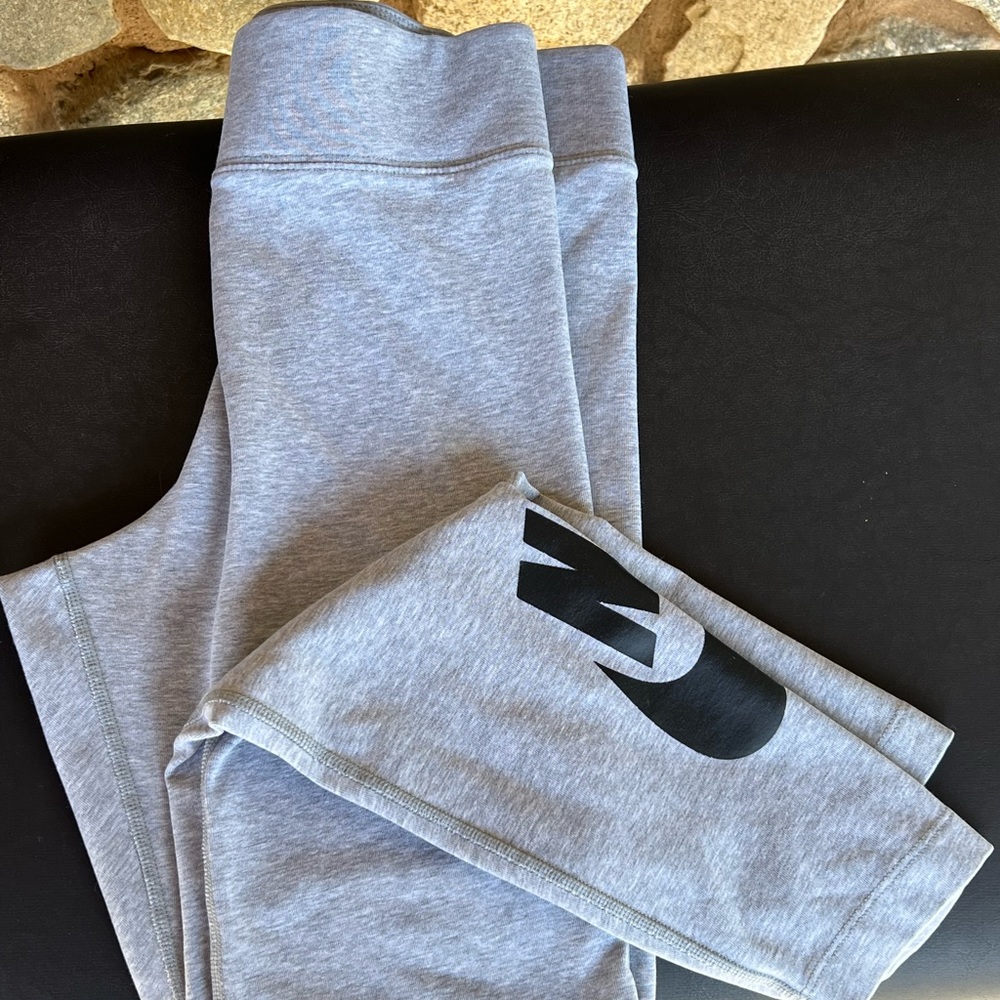 Nike leggings
